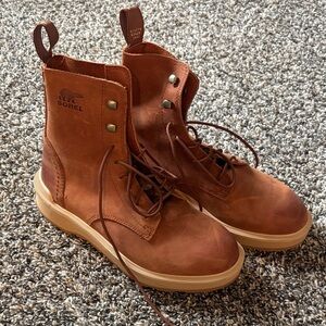 SOREL Women’s Chestnut Brown Leather Lace-Up Boot